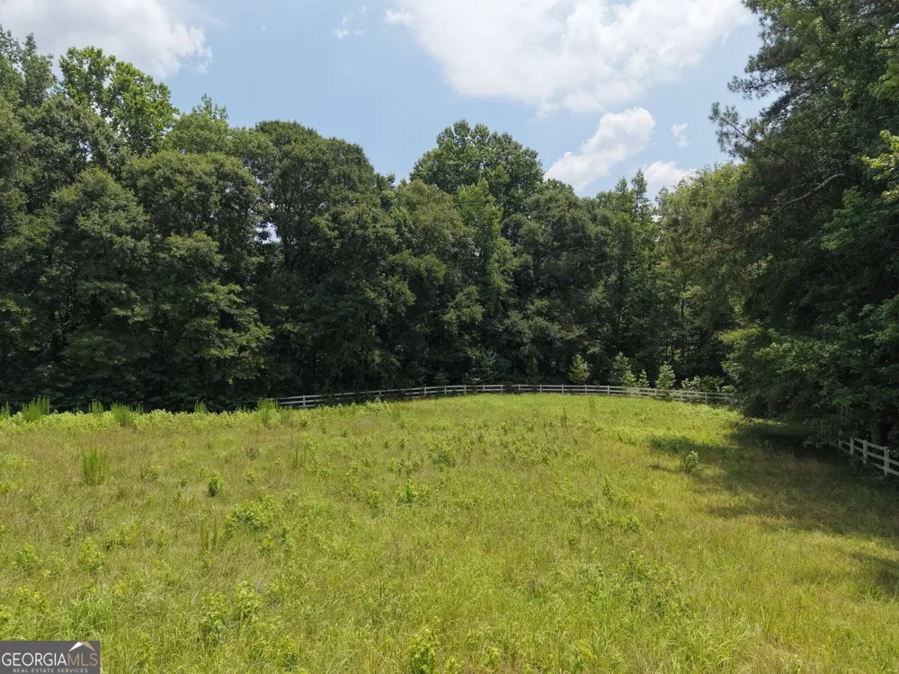 390 Edwards RD Oxford, GA 30054