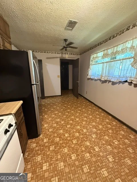 104 Crestview AVE SW Milledgeville, GA 31061