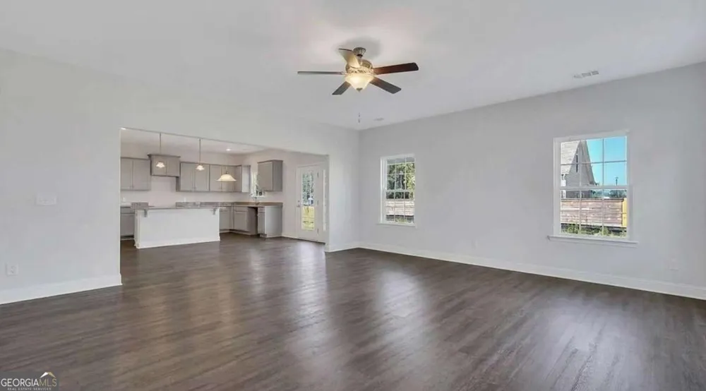 9 Sago Palm Way Bloomingdale, GA 31302