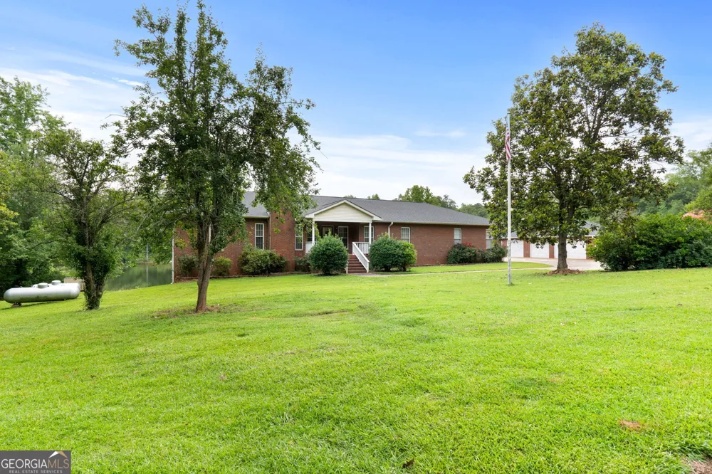 394 Hunter RD Griffin, GA 30224