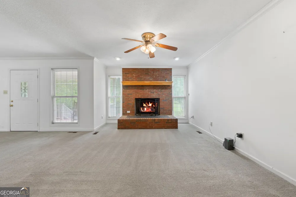 394 Hunter RD Griffin, GA 30224
