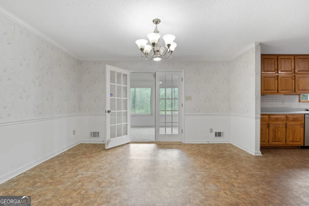 394 Hunter RD Griffin, GA 30224