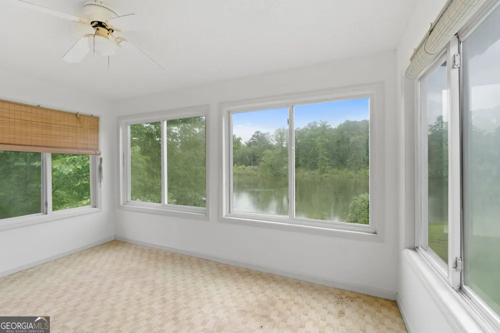 394 Hunter RD Griffin, GA 30224