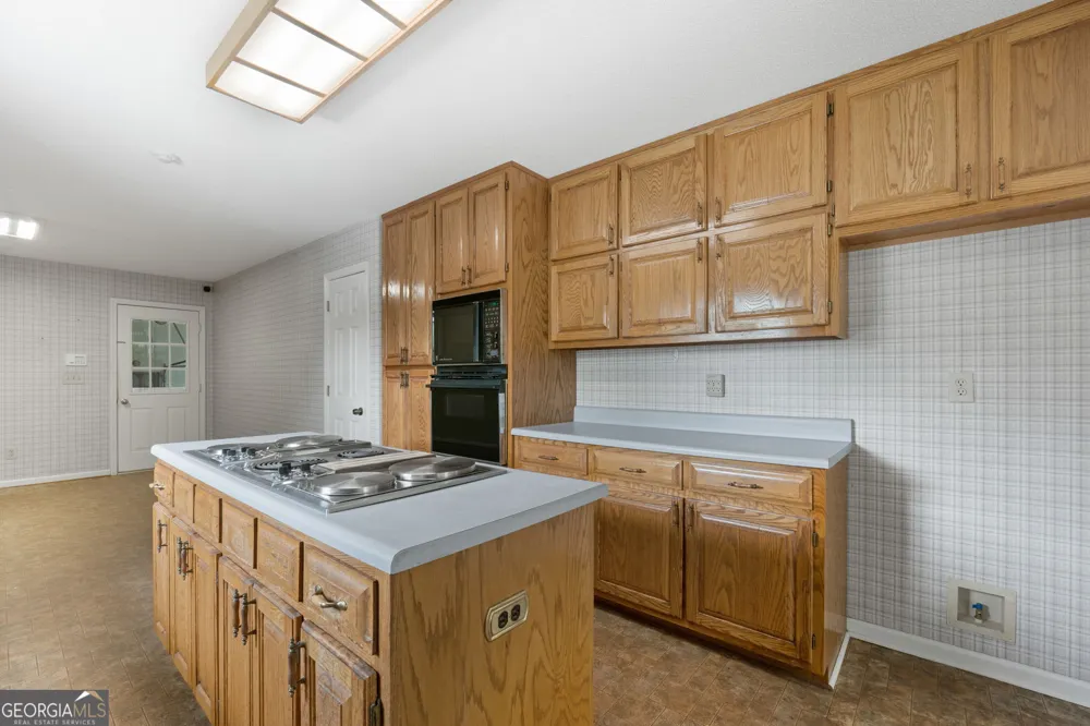394 Hunter RD Griffin, GA 30224