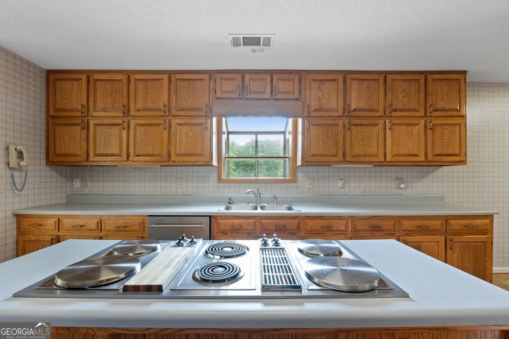 394 Hunter RD Griffin, GA 30224