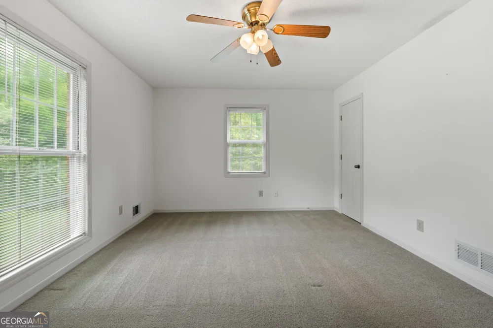394 Hunter RD Griffin, GA 30224