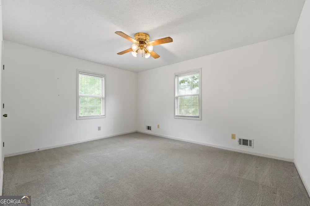 394 Hunter RD Griffin, GA 30224