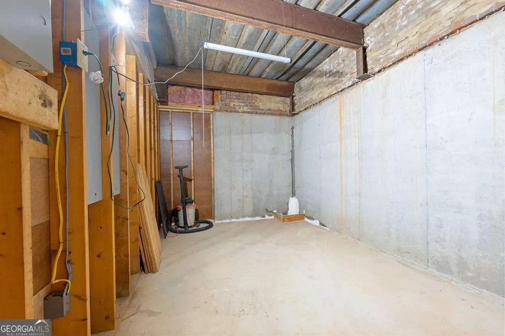 394 Hunter RD Griffin, GA 30224