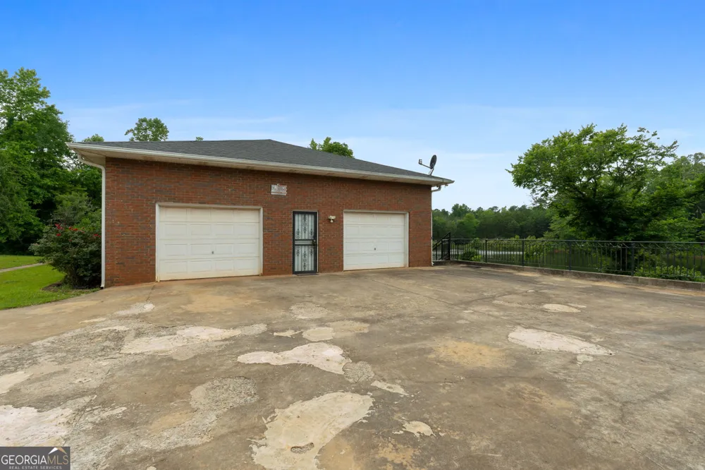 394 Hunter RD Griffin, GA 30224