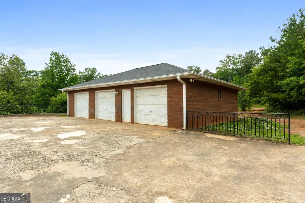394 Hunter RD Griffin, GA 30224