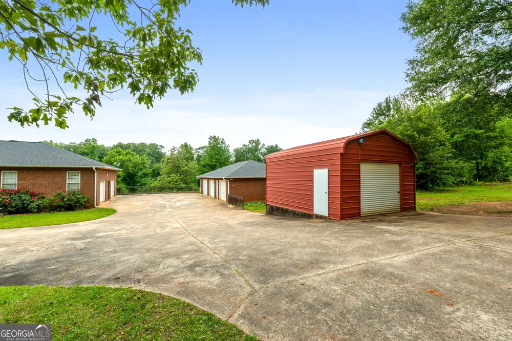 394 Hunter RD Griffin, GA 30224