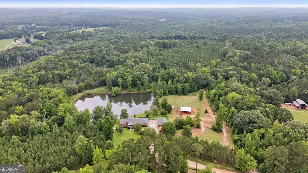 394 Hunter RD Griffin, GA 30224