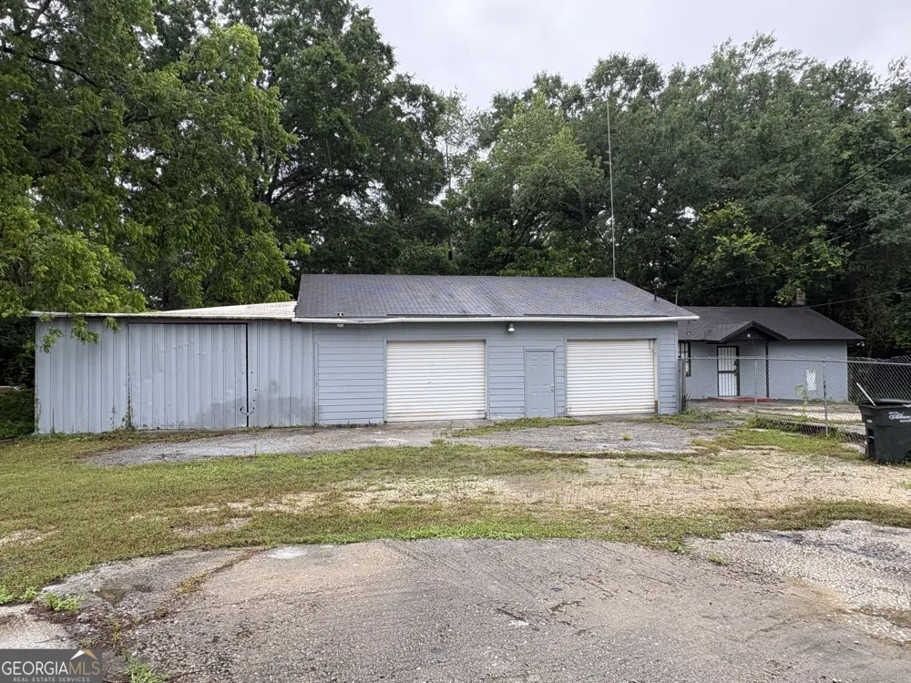 1328 E Broad AVE Albany, GA 31705