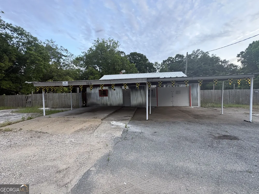 1328 E Broad AVE Albany, GA 31705