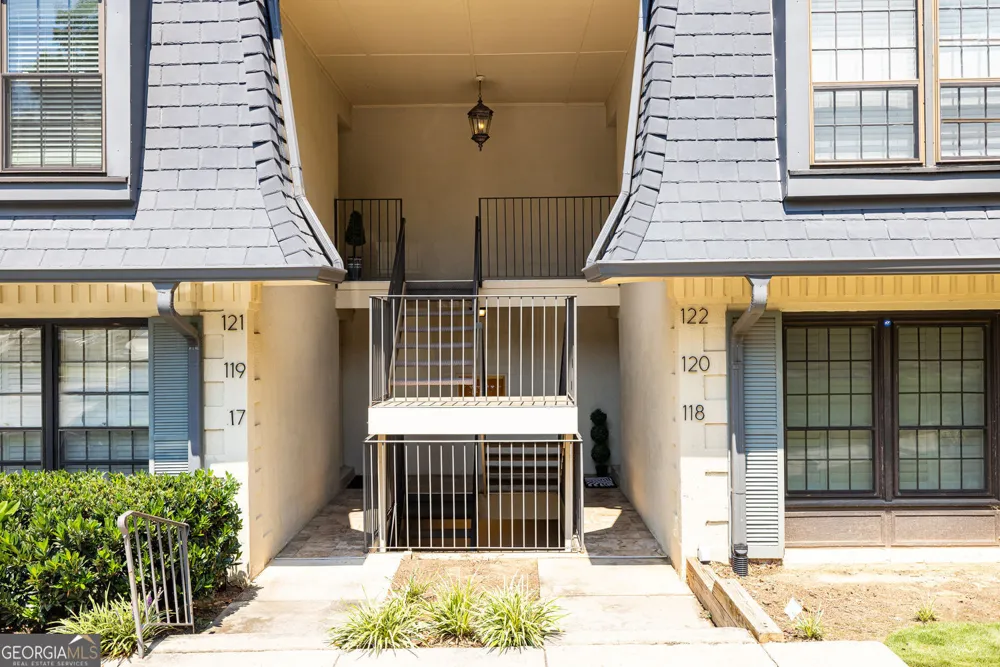 118 Maison PL NW Atlanta, GA 30327