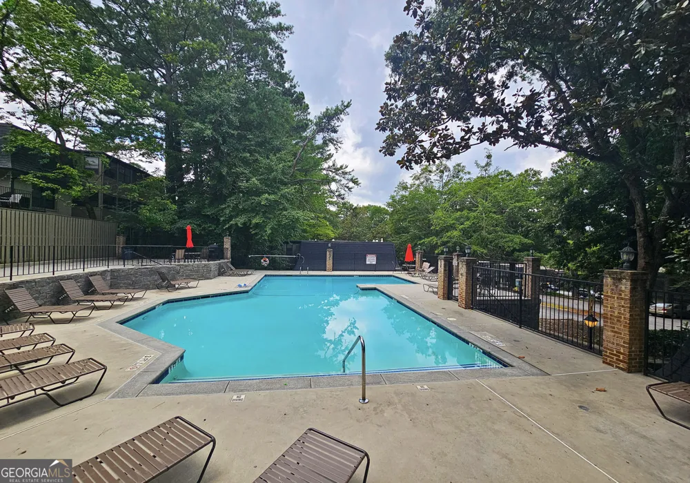 118 Maison PL NW Atlanta, GA 30327