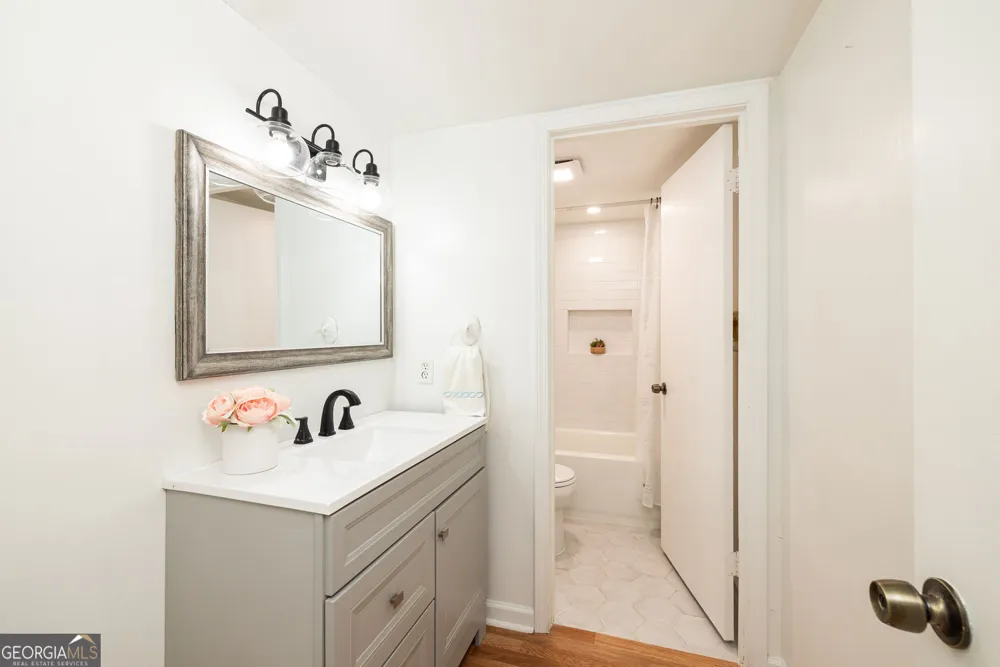 118 Maison PL NW Atlanta, GA 30327