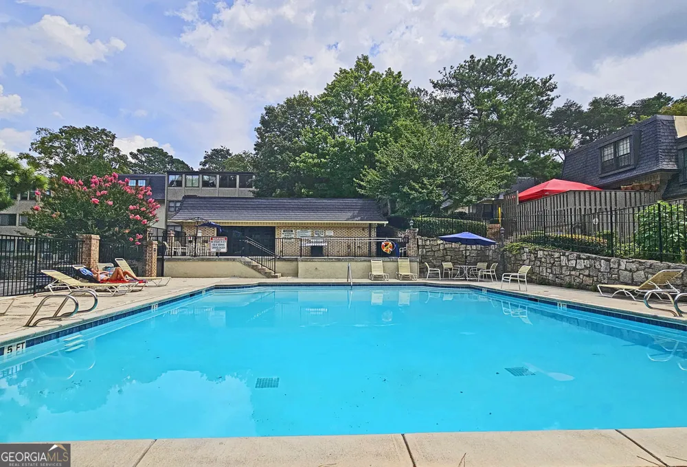 118 Maison PL NW Atlanta, GA 30327