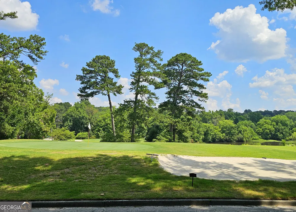 118 Maison PL NW Atlanta, GA 30327