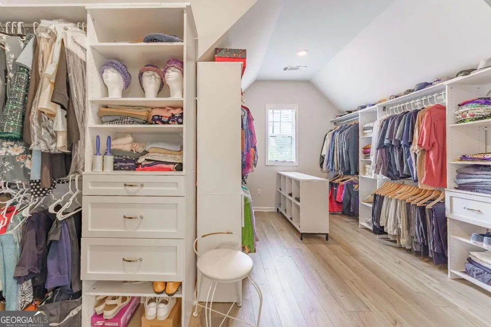 4028 Brookmont Auburn, GA 30011