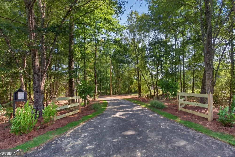 457 Relay RD Silver Creek, GA 30173