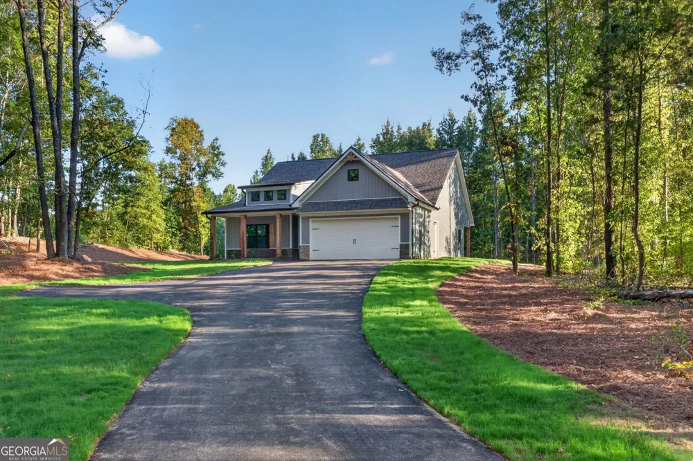 457 Relay RD Silver Creek, GA 30173