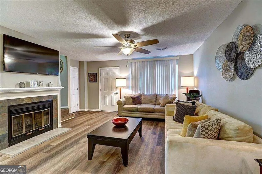 213 High Creek DR Roswell, GA 30076