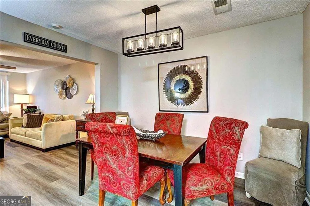 213 High Creek DR Roswell, GA 30076