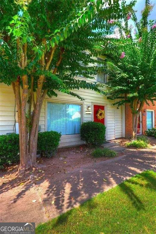 213 High Creek DR Roswell, GA 30076