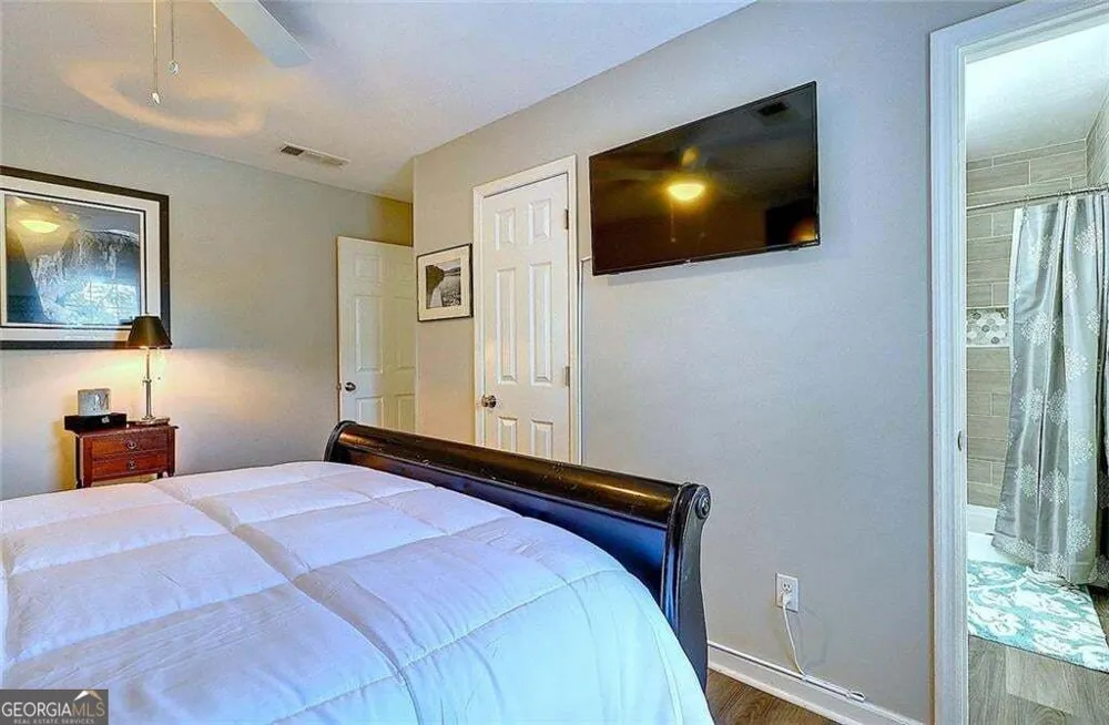 213 High Creek DR Roswell, GA 30076