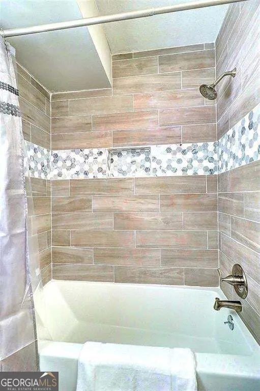 213 High Creek DR Roswell, GA 30076