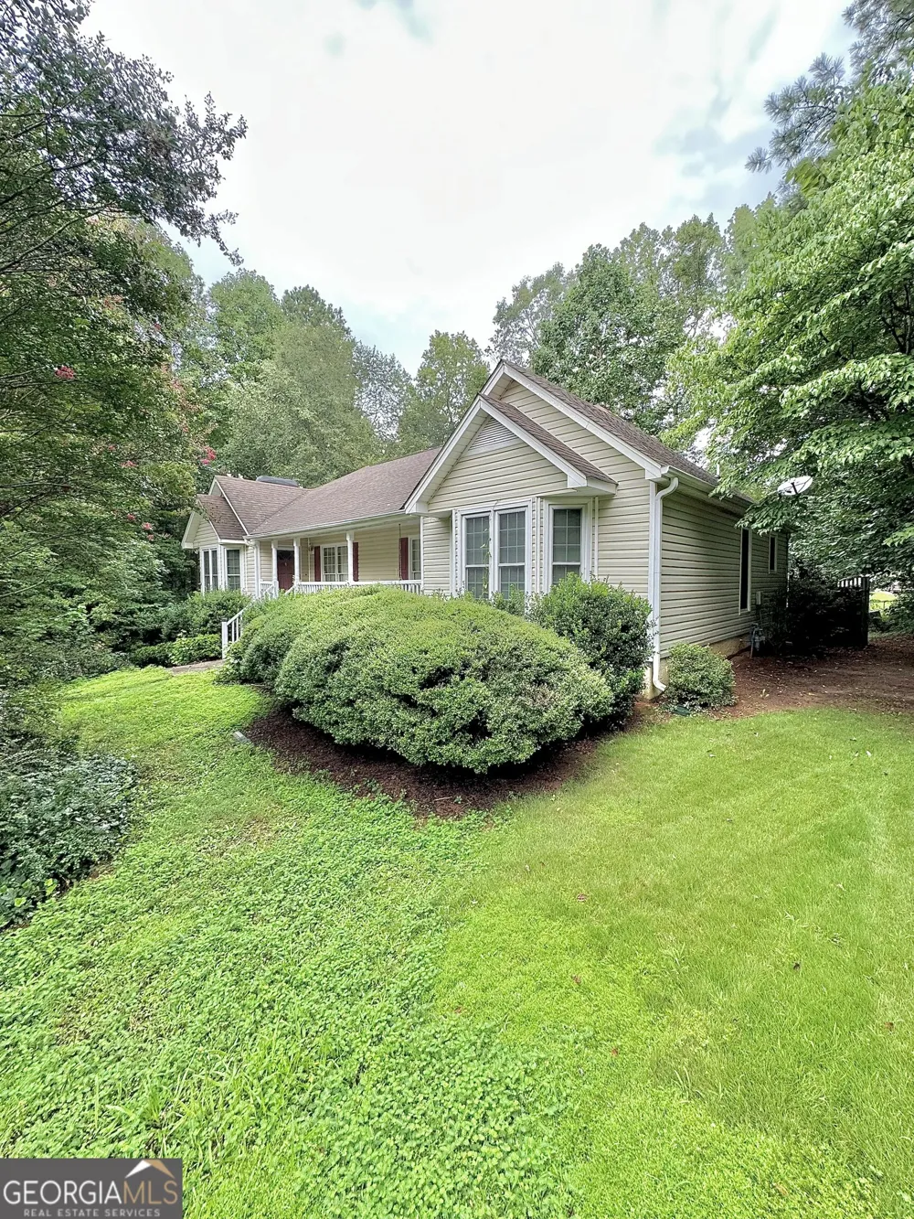 439 Abbington LN Douglasville, GA 30134