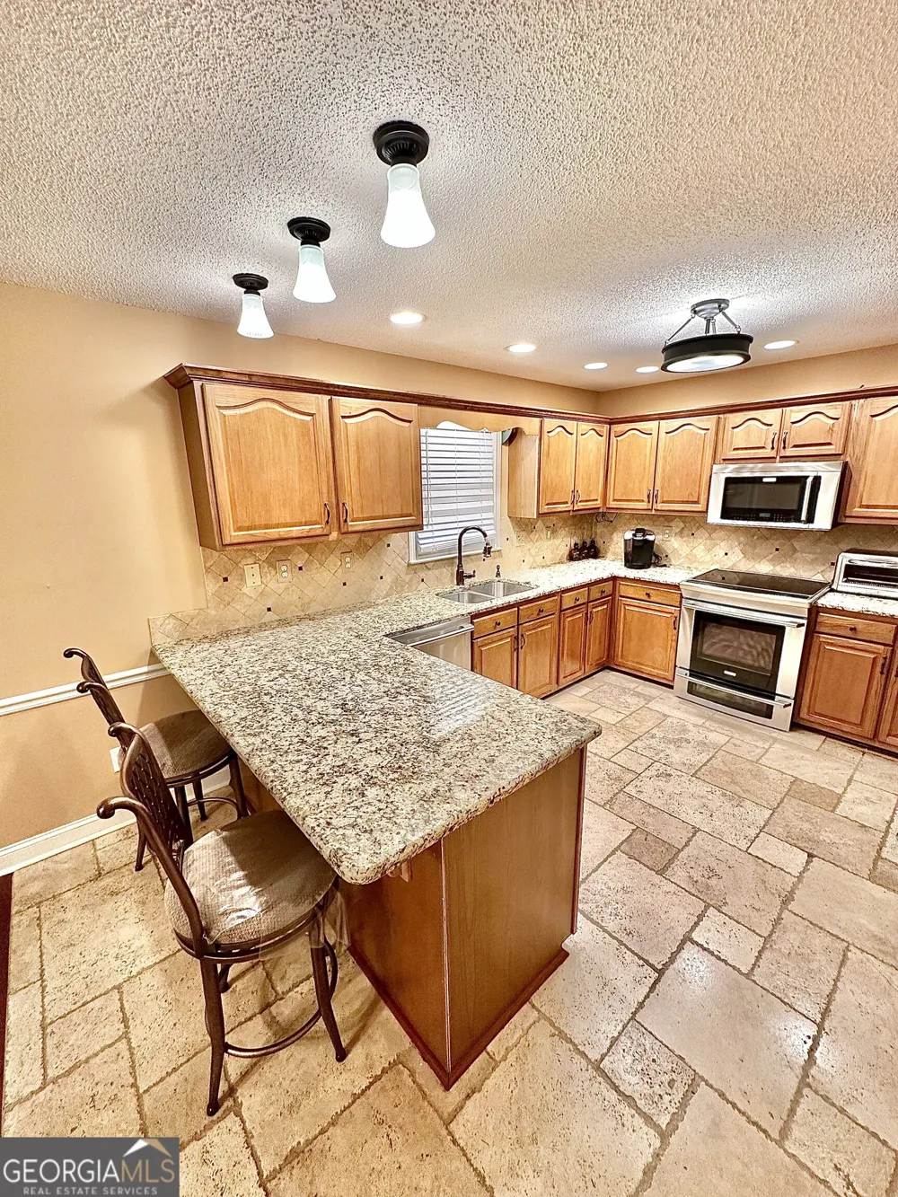 439 Abbington LN Douglasville, GA 30134
