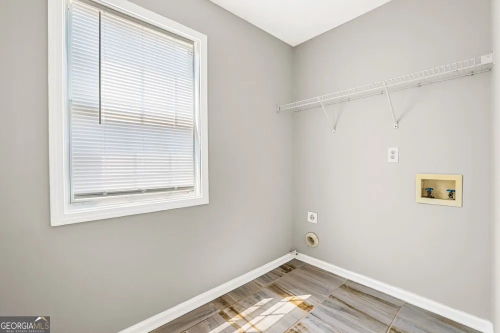 690 Burnham RDG Lawrenceville, GA 30046
