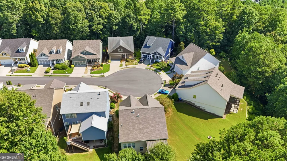 125 Chestnut DR Canton, GA 30114