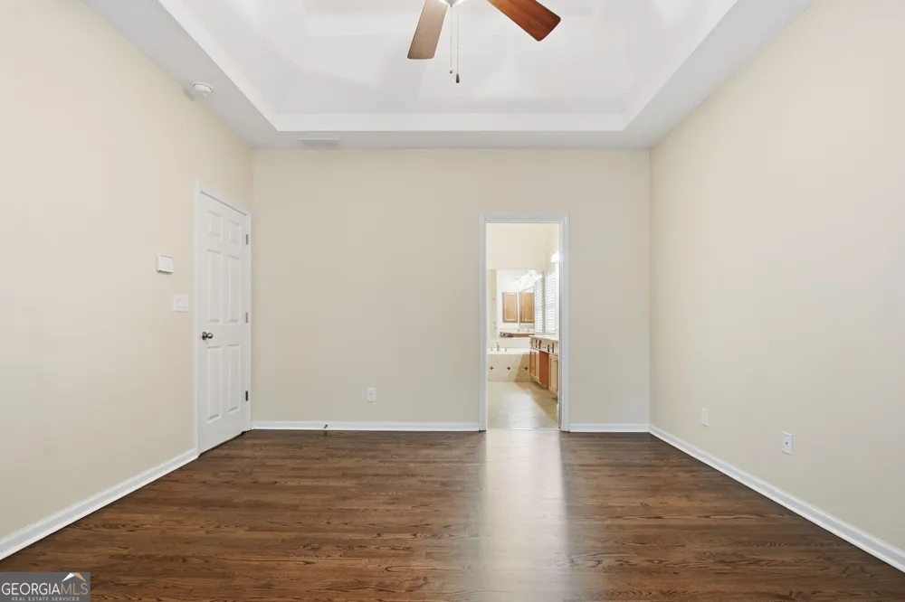 125 Chestnut DR Canton, GA 30114