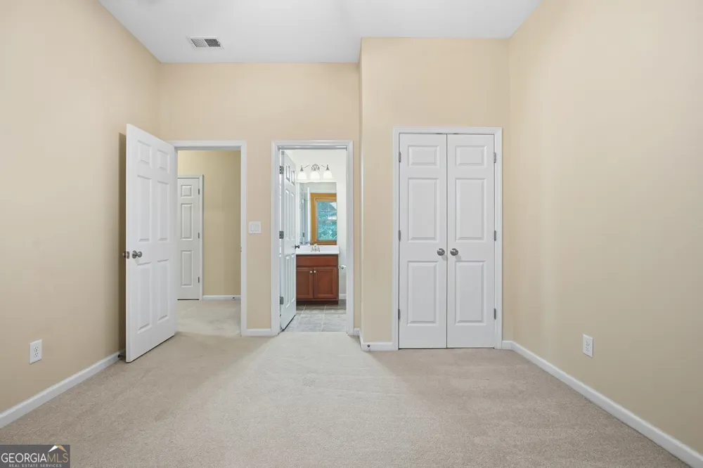 125 Chestnut DR Canton, GA 30114