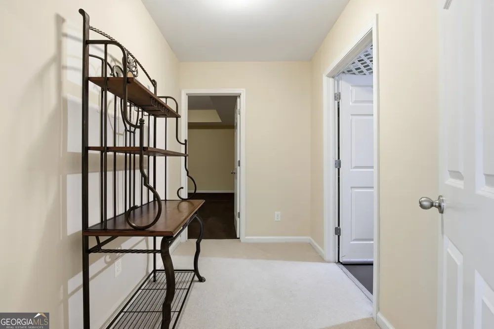 125 Chestnut DR Canton, GA 30114