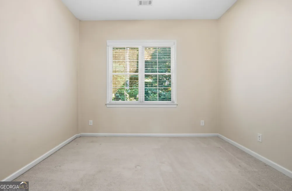 125 Chestnut DR Canton, GA 30114