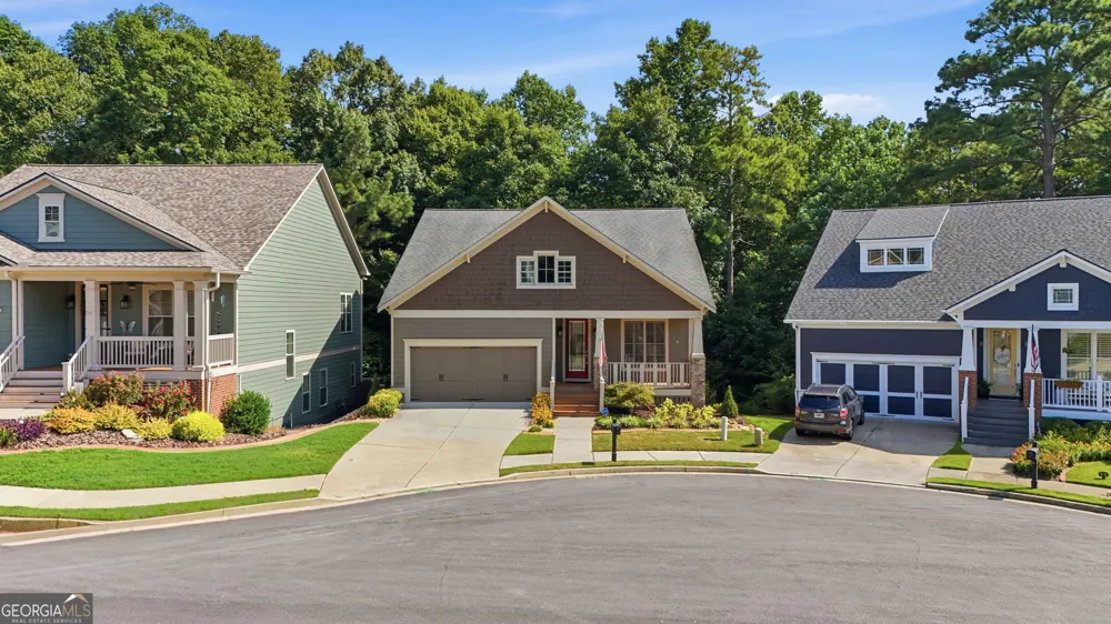 125 Chestnut DR Canton, GA 30114