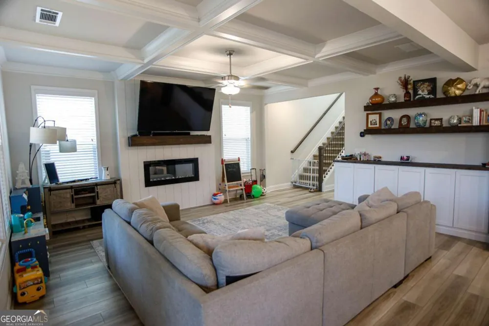 5329 Fox Hill LN Oakwood, GA 30566
