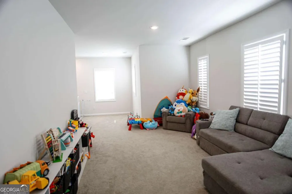 5329 Fox Hill LN Oakwood, GA 30566