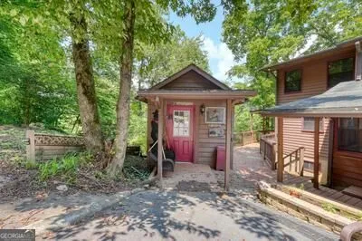 7429 Cassie LN Hiawassee, GA 30546