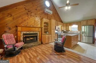 7429 Cassie LN Hiawassee, GA 30546