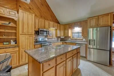 7429 Cassie LN Hiawassee, GA 30546