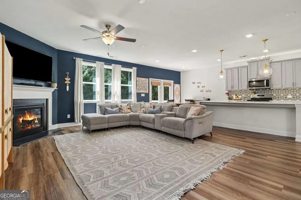 3380 Fall Branch LN Buford, GA 30519