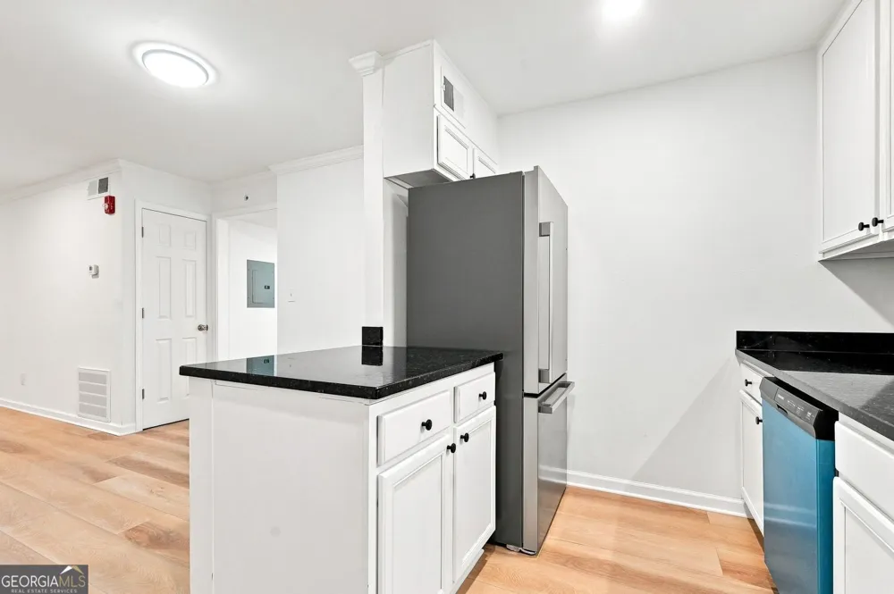 5095 Roswell RD Sandy Springs, GA 30342