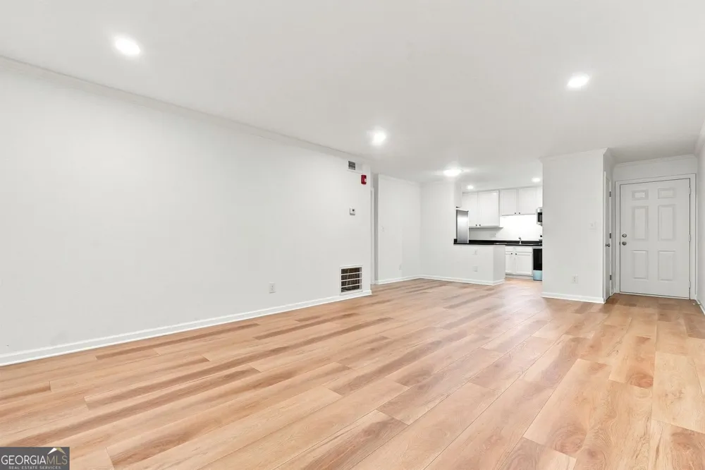 5095 Roswell RD Sandy Springs, GA 30342