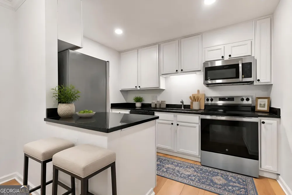 5095 Roswell RD Sandy Springs, GA 30342
