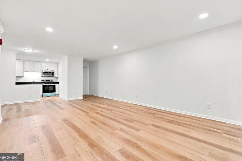 5095 Roswell RD Sandy Springs, GA 30342